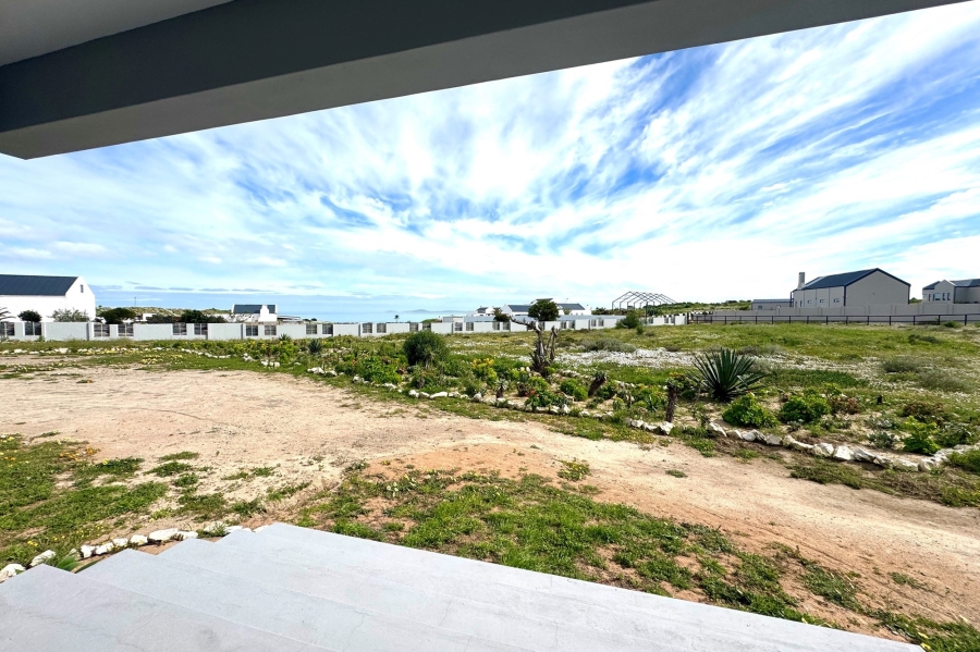 4 Bedroom Property for Sale in Olifantskop Western Cape